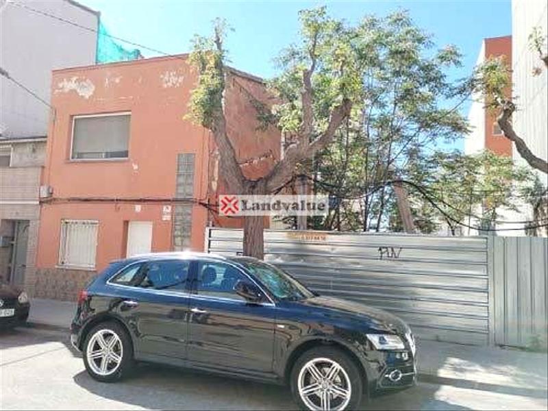 Foto 019a6b01-94b8-46d4-a23d-056b59a2aa9c. Terreno residencial en c/ ametller 17 en Nucli Urbà Esparreguera