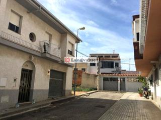 Terreny residencial a Carrer de doménech i montaner 27