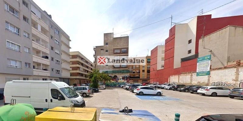 Foto ae0a16ac-c601-42f8-a938-1f895780dcaa. Wohngrundstück in isabel la catolica nº 15 y calle maestro serrano in Benetússer