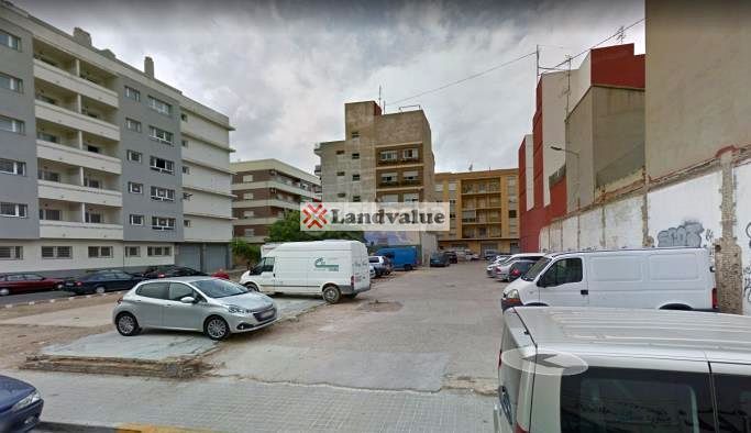 Foto ef9db9b9-08d8-475f-bf04-6e3d3728f75e. Wohngrundstück in isabel la catolica nº 15 y calle maestro serrano in Benetússer