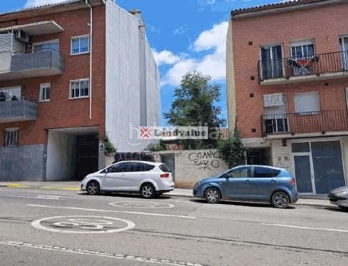 Foto 7ce56606-a85b-4f94-ae79-9d5d5c30d344. Wohngrundstück in avinguda de l'estatut 182 in Ca n´Oriol Rubí