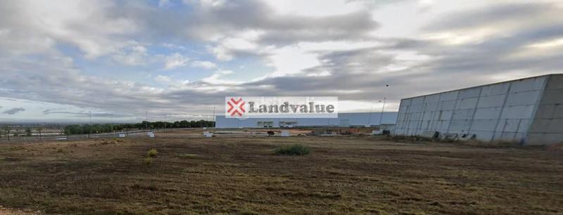 Foto 98a29828-fcf5-409c-9559-973085cfd175. Industrial plot in polígono industrial la jara 210 in Moguer