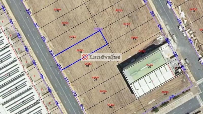 Foto f5f0587f-725f-47de-b804-d3c8c3f52cee. Industrial plot in polígono industrial la jara 210 in Moguer