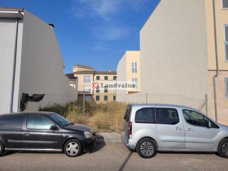 Foto 0b8dd740-7cf1-4ca6-a19c-fcd7fa93d722. Terreno residencial en carrer progrés 76 en Sa Pobla