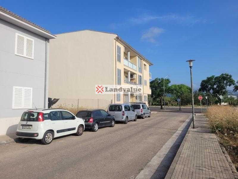 Foto d8ee5ec9-a538-4cb2-b368-09a3b026401b. Terreno residencial en carrer progrés 76 en Sa Pobla