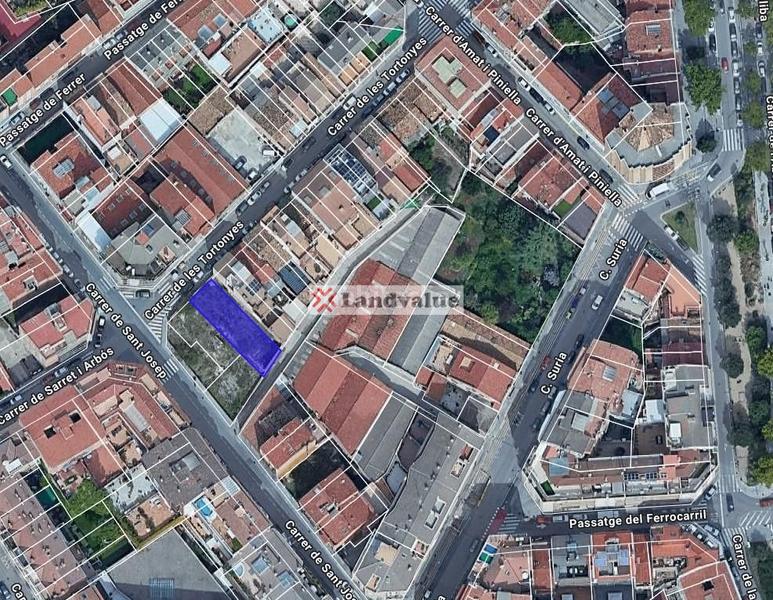 Foto e5e9eb0e-c883-4829-8623-9f66a209af7c. Terreno residenziale in carrer de les tortonyes 4 in Manresa