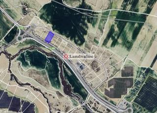 Gewerbliches Grundstück in Ind-01 pago del marchal. av. irlanda 23