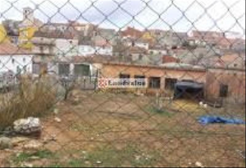 Foto c362720d-a9b1-4ac6-a9a3-7a7ee8d2d1c3. Terreno residencial en de valdelaguna 21 en Belmonte de Tajo