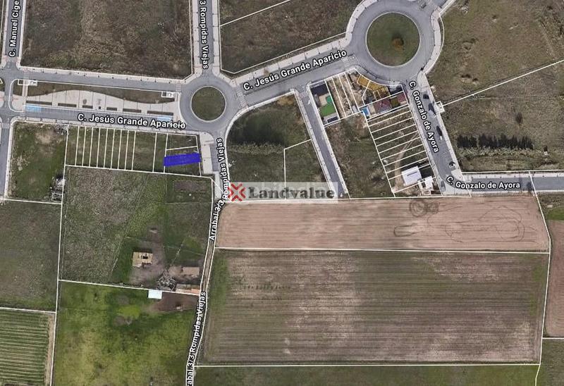 Foto 8e284845-de27-4e89-9ac7-c6e7b1707eec. Terreno residencial en arrabal 3/3 rompidas viejas en Ávila