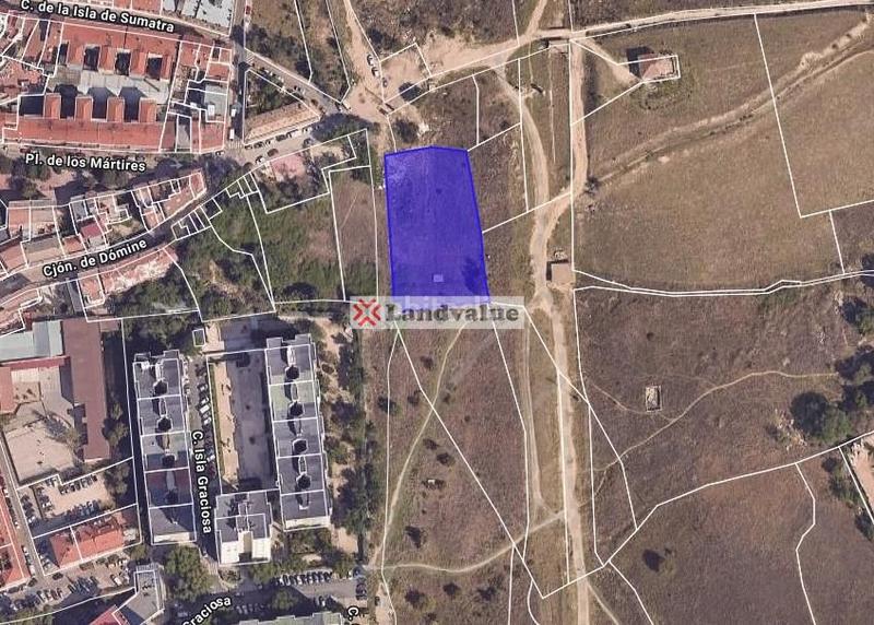 Foto 18bd98e2-6dd3-4150-9f99-6392b7a7d6f6. Terreno residencial en antonio de cabezón 53 en Tres Olivos-Valverde Madrid