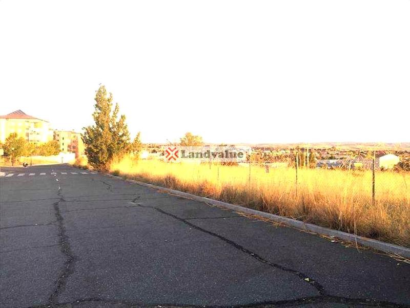 Foto 750833db-28c9-48c3-a148-ee543a1b99af. Solar industrial a campo azálvaro a Hervencias Altas - El Pinar Ávila