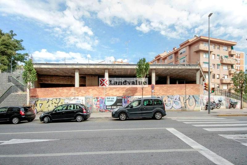 Foto 78fe01a0-3224-4fb9-af80-66adbb04d86f. Terreny residencial a carrer del mas ferriol 1 a Sabadell