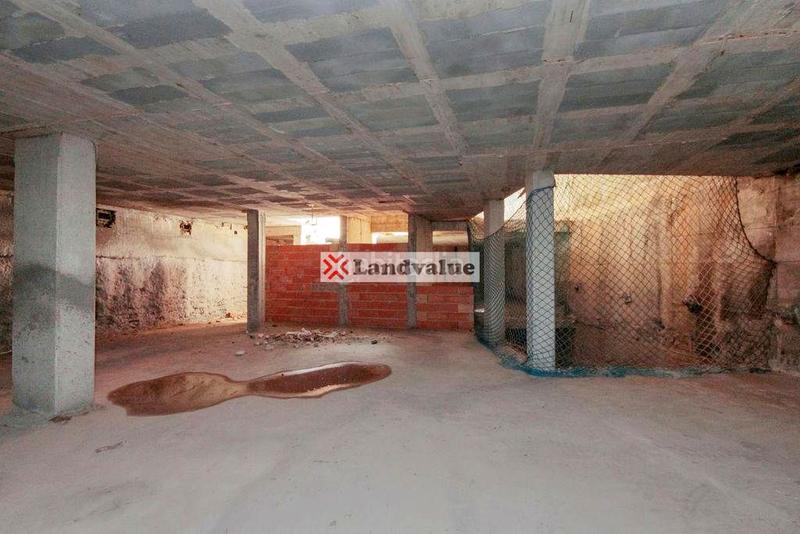 Foto a3c1ea09-7f83-4bcb-a79e-9aec6d76300e. Terreny residencial a carrer del mas ferriol 1 a Sabadell