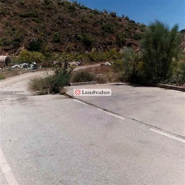 Foto 5fd7b2e7-dac7-4fc7-991b-b5eaaff4a2f9. Terreny residencial a Torrox pueblo Torrox