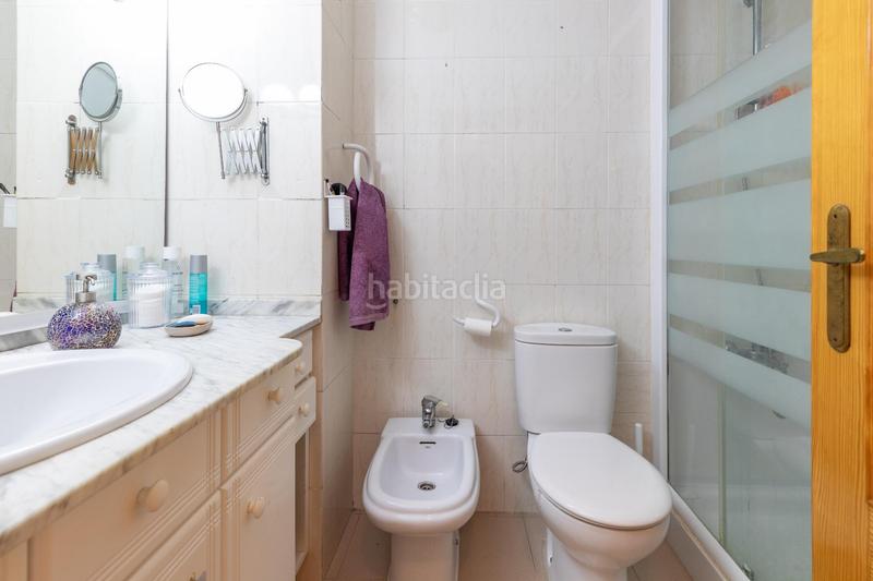 Foto a2bd673e-7d0a-466d-a900-b754b1f82b71. Casa adossada amb calefacció aparcament piscina a Paterna