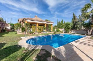 Maison à Montesol. Espectacular vivienda en leliana