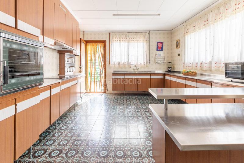 Foto 2a672e13-733c-45df-9314-86e8f6aff8b3. Casa exclusiva vivienda con majestuoso patio en Centro Bétera