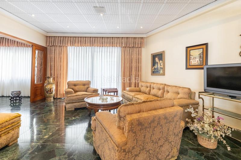 Foto 2e5c4312-96b0-4486-84c7-a90e576249f3. Casa exclusiva vivienda con majestuoso patio en Centro Bétera