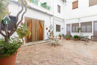 Casa  Trinquet. Exclusiva vivienda con majestuoso patio en bétera