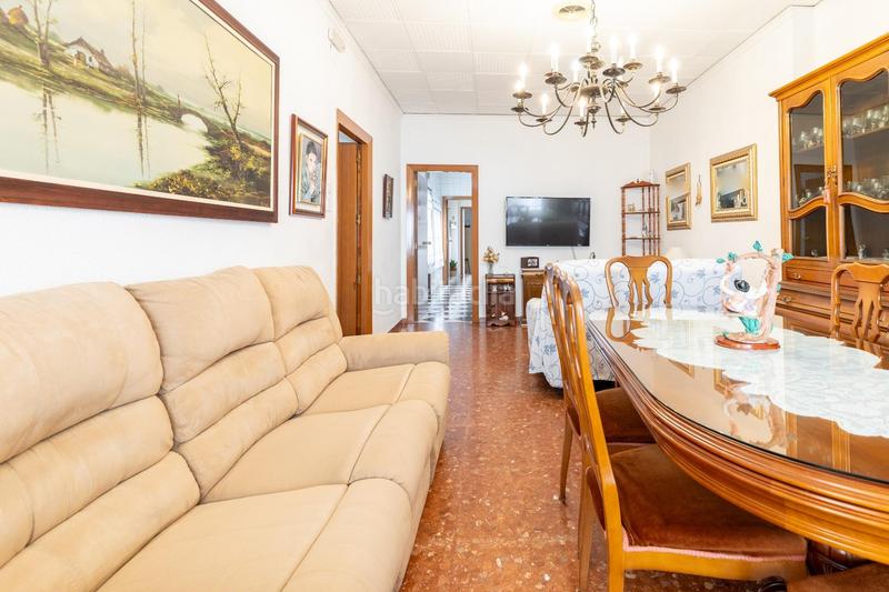 Foto 7d861ecd-3636-4d3d-b417-617a29a66353. Casa exclusiva vivienda con majestuoso patio en Centro Bétera