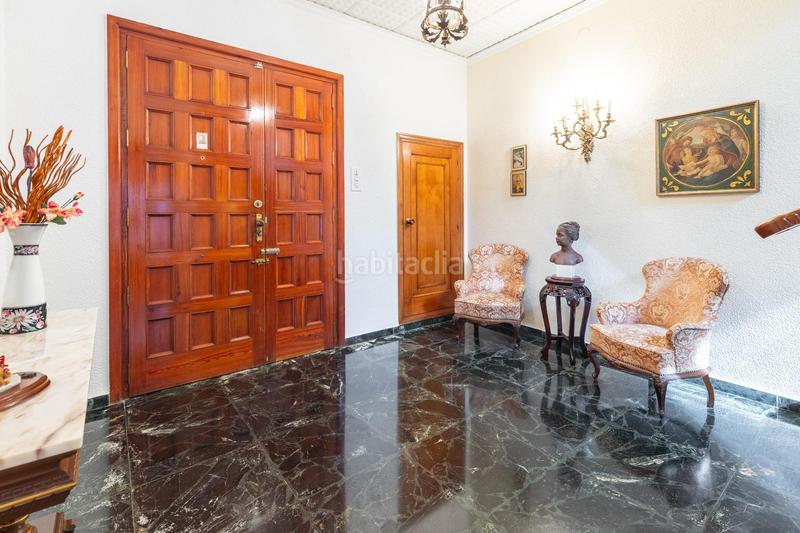 Foto d6f11f79-1f8c-49ab-a5fb-e30fe8dabcec. Casa exclusiva vivienda con majestuoso patio en Centro Bétera