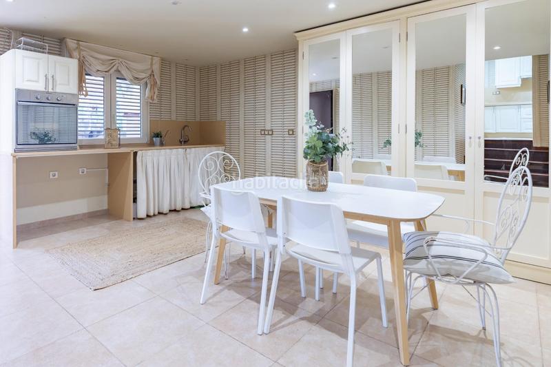 Foto b0a7bc50-3d3e-4623-aac3-3e4c1cd7800a. Chalet mit heizung parking pool in Chilches