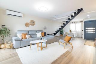 Casa adossada  Calle llevant. Moderno adosado reformado en pobla llarga