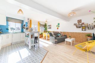 Pis a Canet d´en Berenguer. Vivienda reformada en el centro de canet
