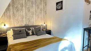 Loft à Baquèira. Loft pie pistas piscina, parking, licencia turistica y guardaesq