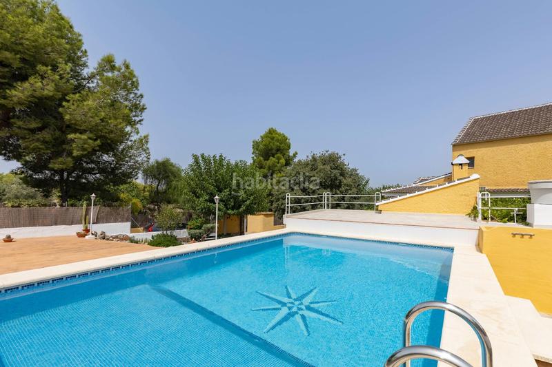 Foto 693cbcc4-0dd0-4582-854a-482e6a866203. Chalet  con mucho encanto en villamarxant en Vilamarxant