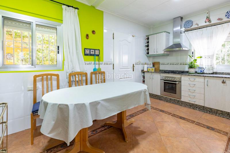 Foto 85a60b39-80d8-428a-a050-819d3b591832. Chalet  con mucho encanto en villamarxant en Vilamarxant