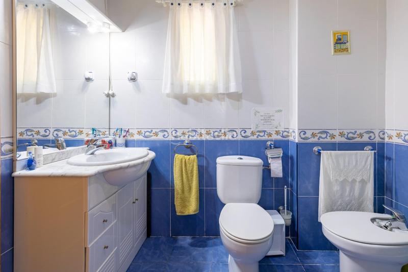 Foto 8d9aa82f-6bf9-493b-95db-d84de3ba8b4c. Chalet  con mucho encanto en villamarxant en Vilamarxant