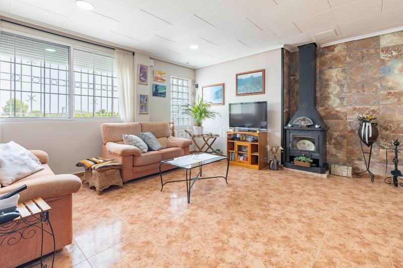 Foto 8fabcbc3-3f7c-4699-8267-1816bb6c1ade. Chalet  con mucho encanto en villamarxant en Vilamarxant