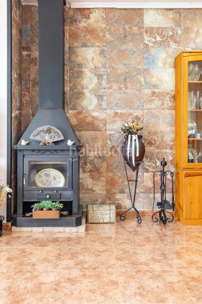 Foto 952e45a9-1664-4b3f-a5f9-7781770b7c73. Chalet  con mucho encanto en villamarxant en Vilamarxant