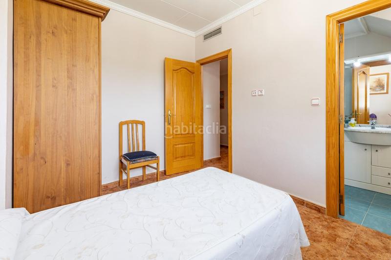 Foto dac01b93-9fe5-4334-875a-6ec100e113d3. Chalet  con mucho encanto en villamarxant en Vilamarxant