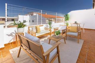 Dachwohnung in Centro. Atico duplex luminoso con tres terraza en chiva
