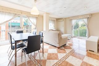 Etagenwohnung  Avenida dels molinets 33. Precioso piso luminoso y amueblado!!!!!
