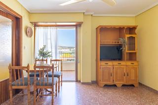 Piccolo appartamento  Avenida pais valencia. Oportunidad en cullera vivienda luminosa con piscina y ambiente