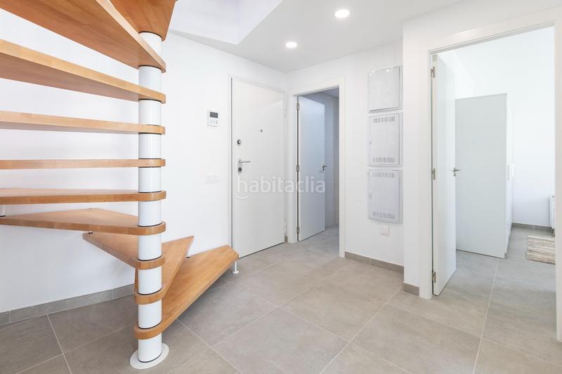 Foto 047c7b88-d637-492b-a0ef-db4ce039b32c. Àtic amb piscina a El Mercado Manises