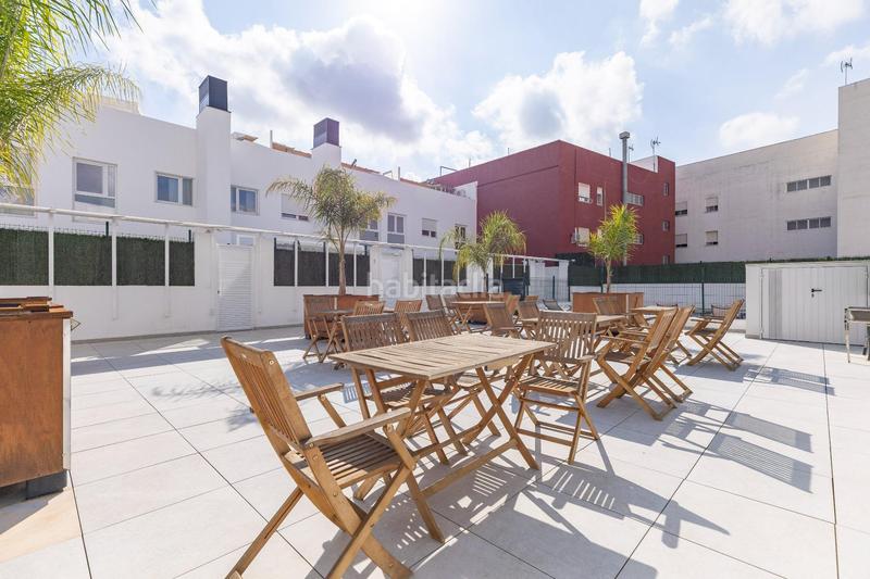 Foto 0a53504e-6c95-4b75-923e-7caa17de4123. Àtic amb piscina a El Mercado Manises