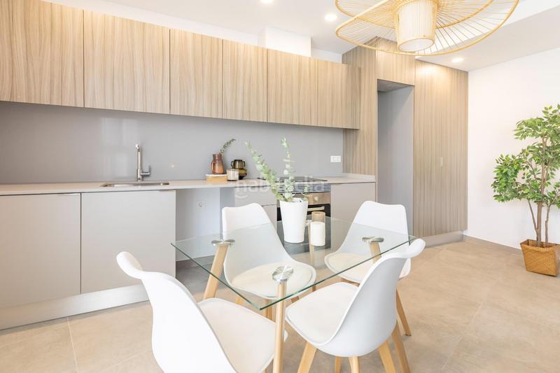 Foto 0eff7182-6c4e-45c5-9c86-1758a3d4a86b. Àtic amb piscina a El Mercado Manises