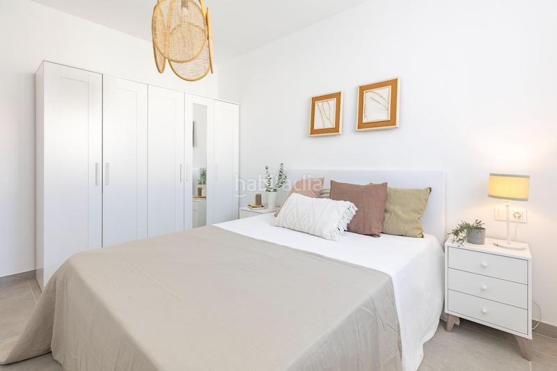 Foto 1b14a0e8-abbf-4ac6-b338-3d5622fbede8. Àtic amb piscina a El Mercado Manises