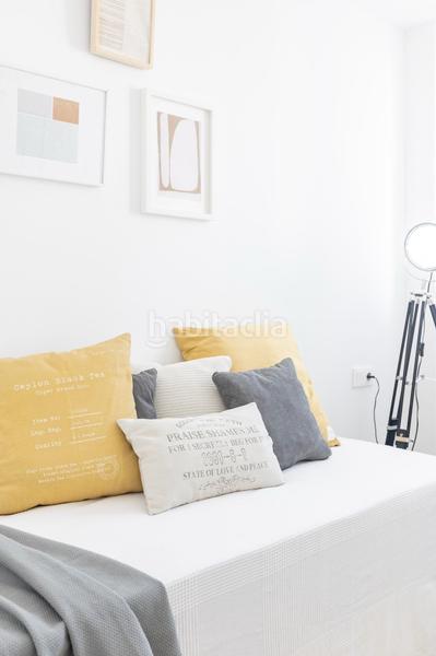 Foto 1e1c2a75-73d4-4606-800e-3e34b1ef7393. Àtic amb piscina a El Mercado Manises