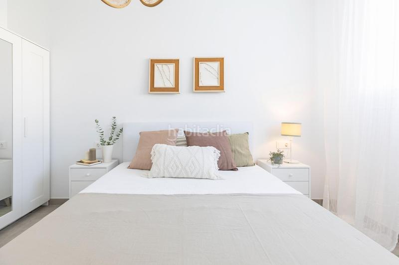 Foto 2896bbd1-28b6-4031-8e53-1bc133b6517f. Àtic amb piscina a El Mercado Manises