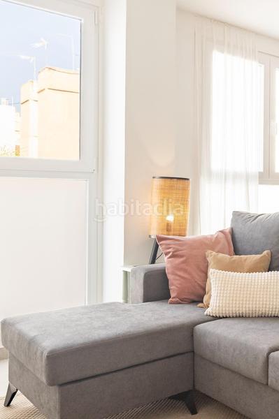 Foto 37be2245-eb5c-46b8-a32b-2dfdfcafad2a. Àtic amb piscina a El Mercado Manises