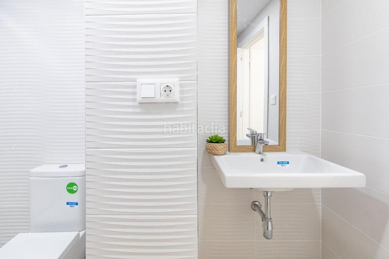 Foto dee3dd27-886b-40cb-9b29-d5e4452bcfe8. Àtic amb piscina a El Mercado Manises