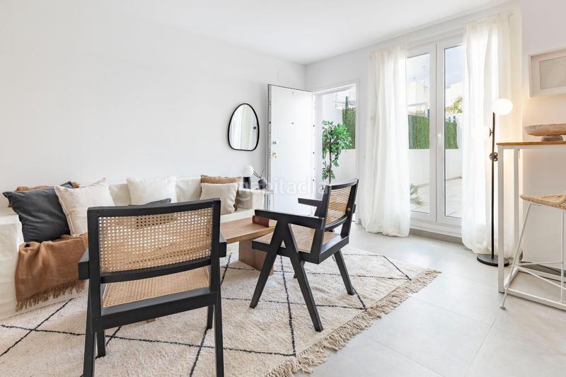 Foto 81826c6a-cea0-43df-959e-4c428dcabb46. Appartamento con piscina in El Mercado Manises