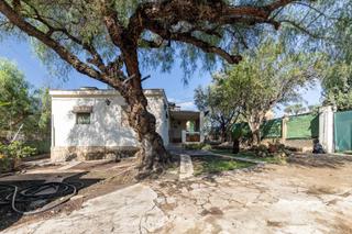 Masia en Santa Brbara. Chalet rstico con luz y agua