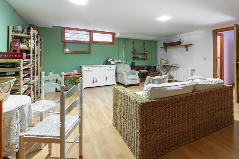 Foto 148facc0-dd83-40d0-91ff-0c66a2b55e5f. Chalet with heating parking pool in Mas Camarena Bétera