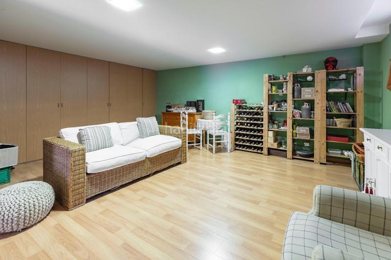 Foto 27247636-242f-4f44-b468-8c53f89de13d. Chalet with heating parking pool in Mas Camarena Bétera